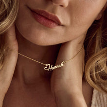 Load image into Gallery viewer, Personalized Heart Name Necklace