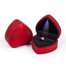 Load image into Gallery viewer, Heart LED Ring Box